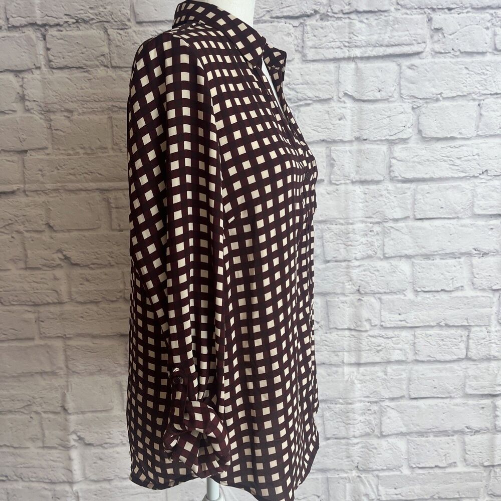 Sold - Picture 3 of 10